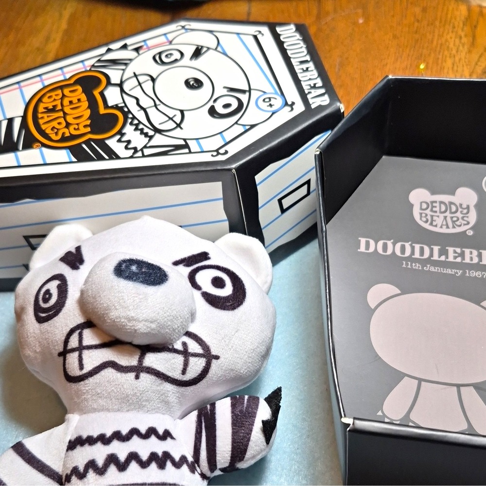 Deddy Bears Doodley Bear Mini Coffin Box Plush, Black/White Halloween 2024